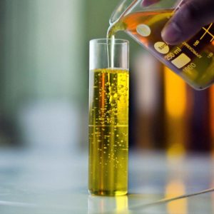 Base Oil SN 150 Group I Clear Pale Yellow Liquid for Lubricant Blending